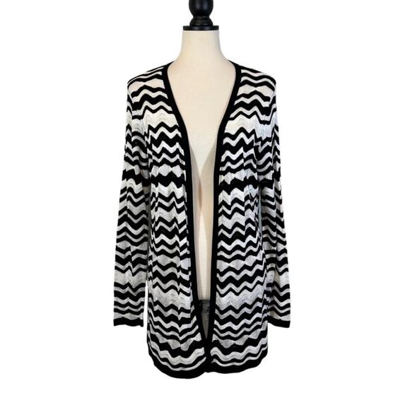 Chico's Travelers Knit Open Front Cardigan Black White Wavy Chevron Sz 1 Medium - Picture 1 of 6
